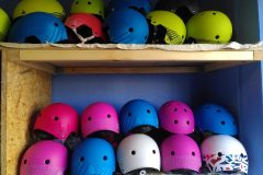 K2 Sports-Helme nach der Wartung und Reinigung