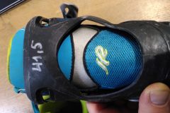 Der Skate hat es hinter sich - der Schaft ist durchgebogen. Rollen und Lager gern noch ausschlachten - und dann entsorgen!