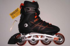 Regelmäßig prüfen: sind die Schrauben handfest angezogen?